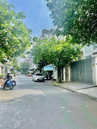 Hình ảnh Bán Đất Tặng Nhà 6.1*20_ Hẻm 12 M Thông Lê Thị Hồng