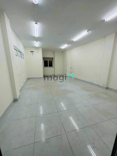 Hình ảnh Cho thuê nhà có hầm chứa hơn 20 xe máy quận 3