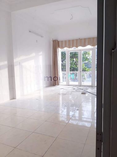 Hình ảnh Cho thuê nhà 3 tầng Ngô Quyền gần VinCom.