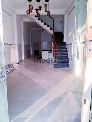Hình ảnh Cho thuê nhà 3 tầng Ngô Quyền gần VinCom.