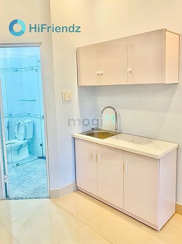 Hình ảnh Trống sẵn phòng ban công full nội thất