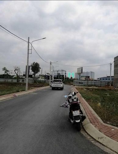 Hình ảnh MB thanh lý 5 lô đất 80m² Đ.Liên Phường, Q2, giá 2tỷ2, sổ hồng đầy đủ