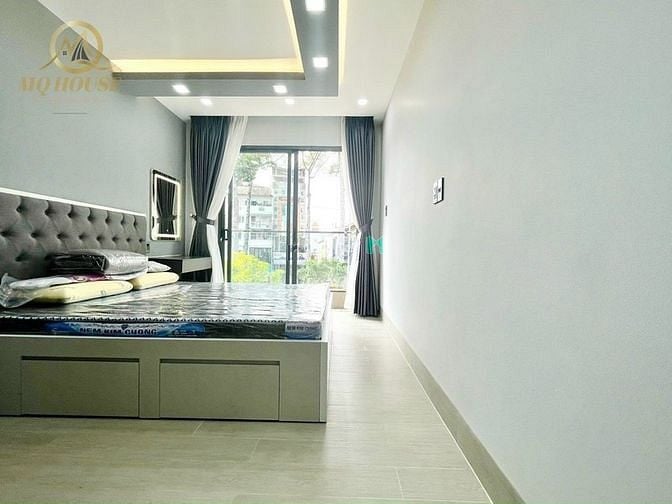 Hình ảnh Cho thuê studio cửa sổ full nội thất gần Ngã Sáu Cộng Hòa