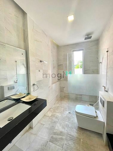 Hình ảnh Studio ban công thuận tiện di chuyển quận 1,4