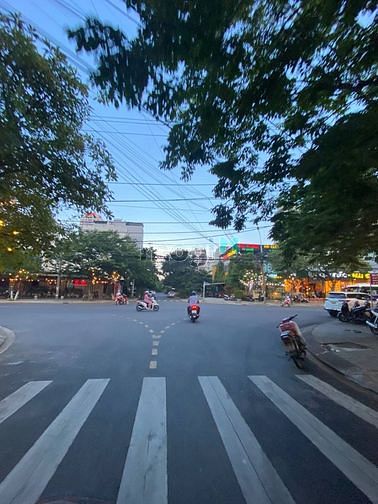 Hình ảnh Bán đất Mt Ngô Quang Huy 100m2,vị trí đẹp sát Hồ Nghinh, Sơn Trà