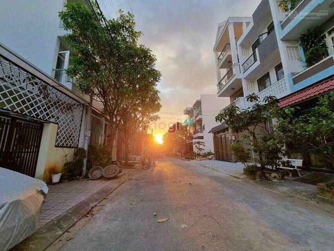 Hình ảnh Ngân hàng thanh lý lô đất ở đường Hồ Bá Phấn, Quận9. 85m²/2tỷ3. SHR
