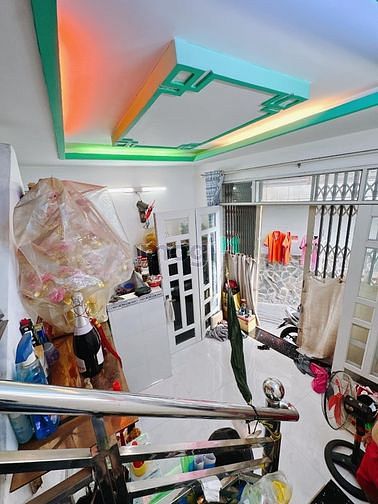Hình ảnh Căn góc đường số quận 4 giá bèo 2 tỷ thôi 20m2