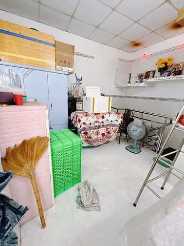 Hình ảnh Căn góc đường số quận 4 giá bèo 2 tỷ thôi 20m2