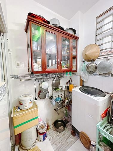Hình ảnh Căn góc đường số quận 4 giá bèo 2 tỷ thôi 20m2
