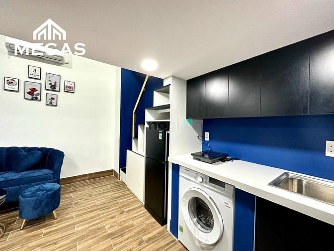Hình ảnh Căn Hộ Cửa Sổ Lớn Mới Xây, Full Nội Thất Ngay Cách Mạng tháng 8.