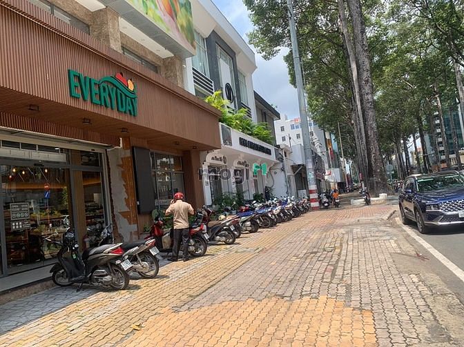 Hình ảnh Cho thuê tòa nhà vị trí đẹp quận 1