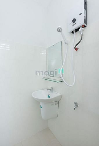 Hình ảnh Trống lại phòng full nội thất có bancol riêng gần sân bay Tân Sơn Nhất
