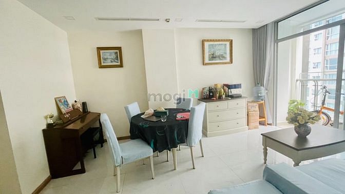 Hình ảnh Cho thuê 2pn full nội thất Vinhomes Central Park, 17tr Siêu Hot