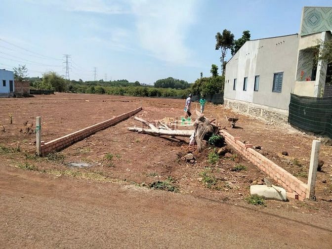 Hình ảnh Bán Gấp 100m2 Full Thổ Cư Sông Thao Trảng Bom