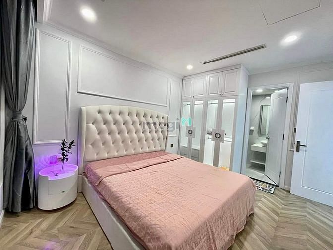 Hình ảnh PHÁ GIÁ BÁN CH Central Garden Q1 138m2 3pn