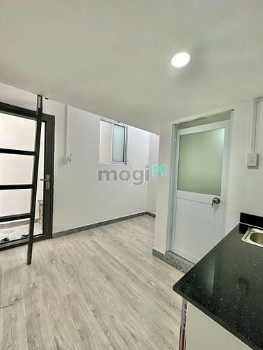 Hình ảnh Phòng Gác Cao Cấp Q10, Phòng mới, bancol thoáng mát