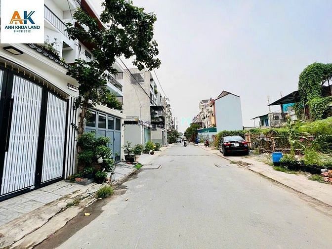 Hình ảnh Bán gấp đất 96m2, đường thông 8m đất 3 mặt tiền khu VIP Linh Trung.