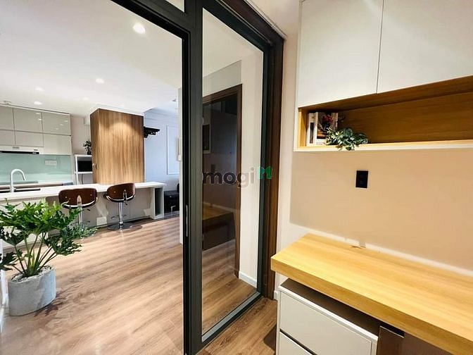 Hình ảnh HOT HOT HOT CH Vinhomes Golden River Q1 69m2 2PN