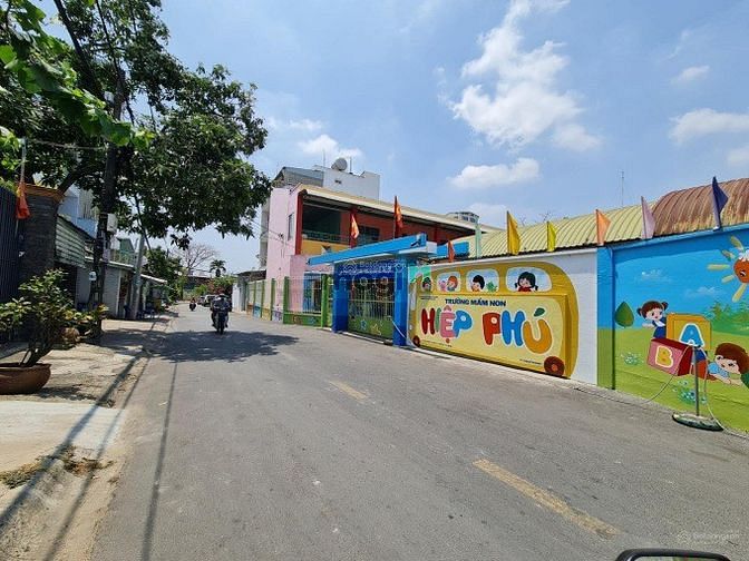 Hình ảnh Giá ưu đãi chỉ 2tỷ1 sở hữu nền 70m2 ở Tú Xương - Thủ Đức sổ hồng riêng
