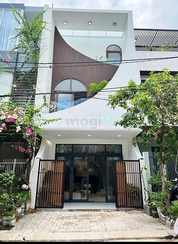 Hình ảnh Định cư Mỹ bán nhà Lê Văn Sỹ, Phú Nhuận giá 1.830 tỷ 62m2. SHR