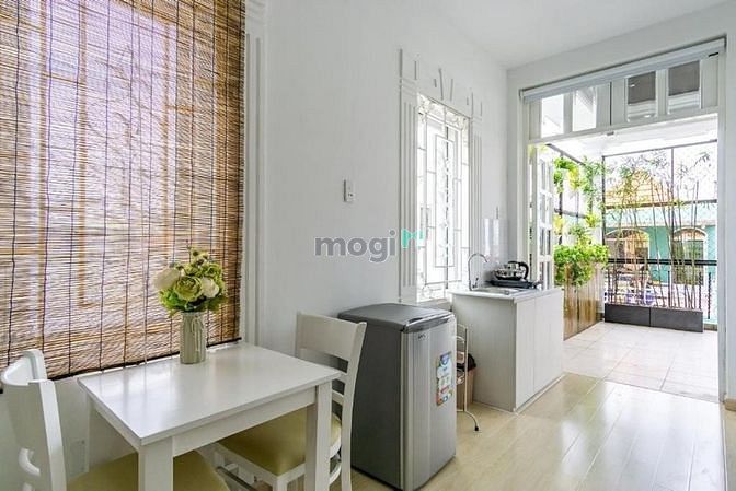Hình ảnh Studio full nội thất, ban công gần nhà thờ Tân Định