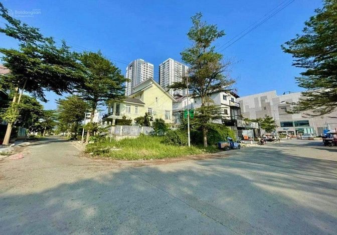 Hình ảnh Chủ bán lô đất đường Lê Văn Lương, Tân Phong Quận 7. 80m²/2tỷ2. SHR