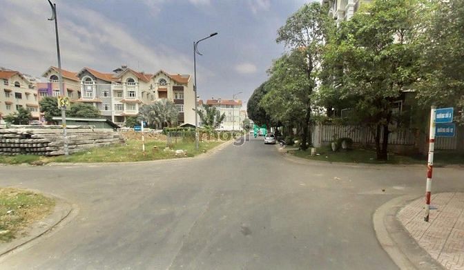 Hình ảnh Tôi cần vốn bán gấp lô đất đ.số 5, KDC Him Lam,Quận 7- 80m²/2tỷ.SHR