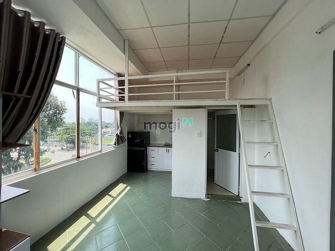 Hình ảnh Căn Hộ Duplex Diện Tích Lớn - Cửa Sổ Thoáng - Ngay Định Bộ Lĩnh