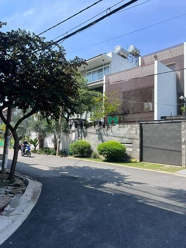 Hình ảnh Sót lại 5 lô cuối cùng đường Nguyễn Cơ Thạch, Quận 2. SHR, giá 2tỷ2