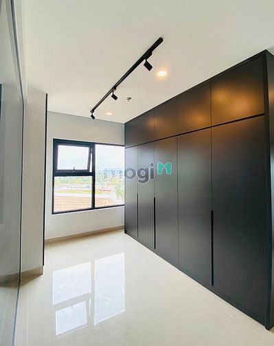 Hình ảnh Bán Gấp Căn 2PN2WC+ 69m2 Vinhomes Q.9 Tặng Full Nội Thất Luxury