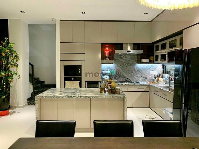 Hình ảnh Gia đình cần cho thuê biệt thự, Phú Mỹ Hưng, Quận 7