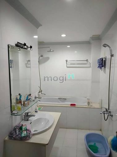 Hình ảnh Phan Văn Hân – Ngang 5.2m - Hẻm Xe Hơi 6 Tầng - Nở Hậu.
