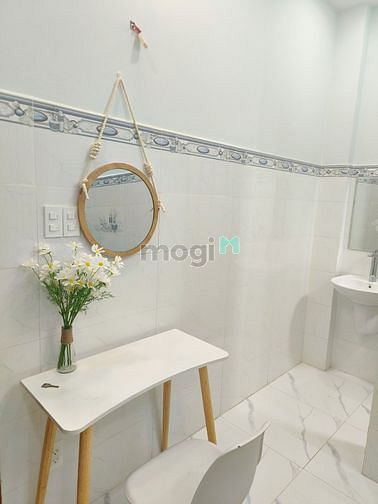 Hình ảnh Chở vợ đi đẻ cần pass phòng gấp