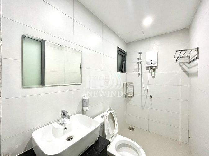 Hình ảnh Chở vợ đi đẻ cần pass phòng gấp