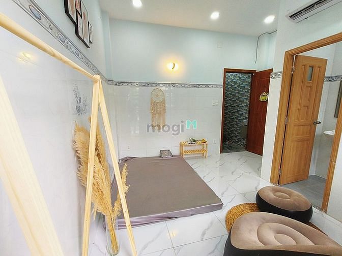 Hình ảnh Chở vợ đi đẻ cần pass phòng gấp