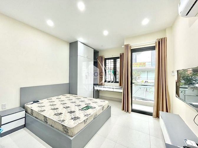 Hình ảnh Chở vợ đi đẻ cần pass phòng gấp