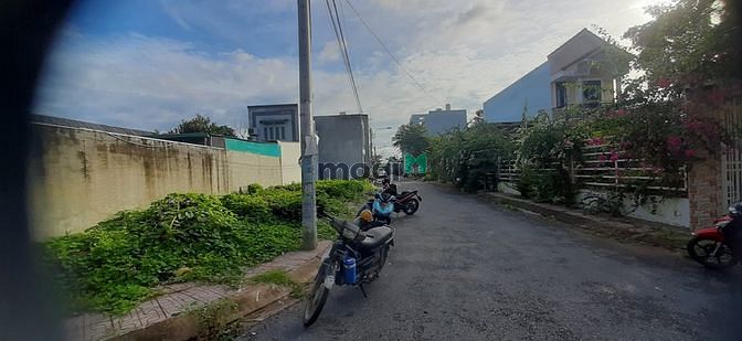 Hình ảnh Bán BĐS xây biệt thư sân vườn Thành Phố Sài Gòn