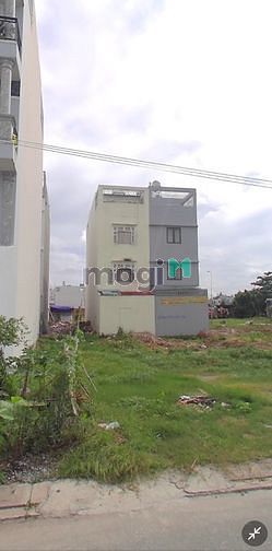 Hình ảnh Bán đất Bình Chánh ,100m2 giá 1tỷ499, SHR , công chứng liền,full thổ ,