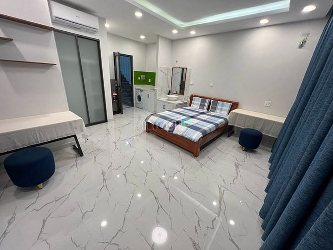 Hình ảnh Cho thuê phòng full nội thất. Giá rẻ. Khu trung tâm. Giáp Quận 1