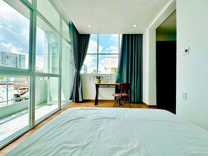 Hình ảnh STUDIO TÁCH BẾP 34m2, Bancol Lớn Full NT đẹp , Ngay Ngã Tư Phú Nhuận