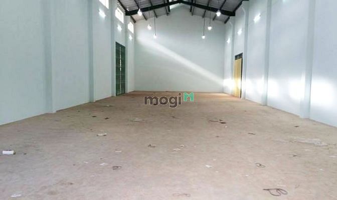 Hình ảnh Cho thuê kho 200m2 đường Hoàng Văn Thái giá chỉ 7tr