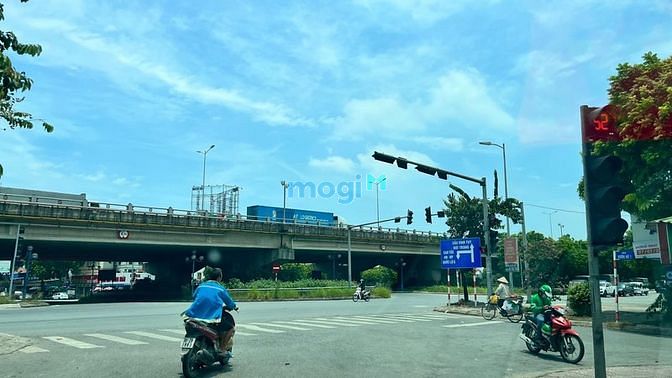 Hình ảnh Cho thuê kho xưởng ngay gần cầu Thanh Trì 500m2 sàn sử dụng chỉ 25 tr