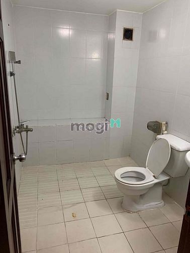 Hình ảnh cho thuê phòng máy lạnh ngay cao lỗ p4 q8
