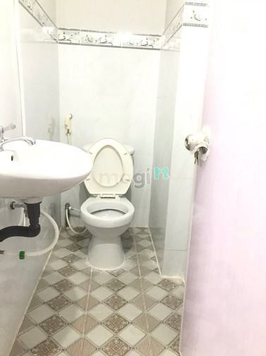 Hình ảnh cho thuê phòng máy lạnh ngay cao lỗ p4 q8