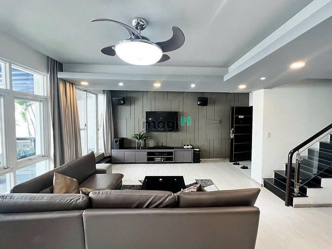 Hình ảnh Cho thuê Penthouse Sky Garden 3, 3PN- 2 Sân Vườn