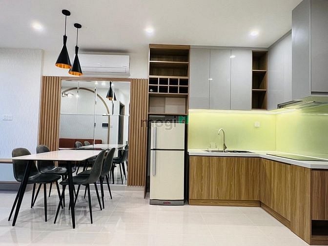 Hình ảnh Hàng Hiếm Có Sẵn Căn Hộ Cao Cấp Sky Center Hưng Thịnh 2 tỷ 850 80m2