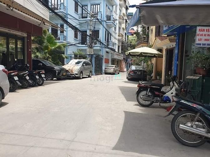 Hình ảnh bán nhà mặt phố THỊNH QUANG -ĐỐNG ĐA  93m 10T  thang máy nhập 25,3 tỷ
