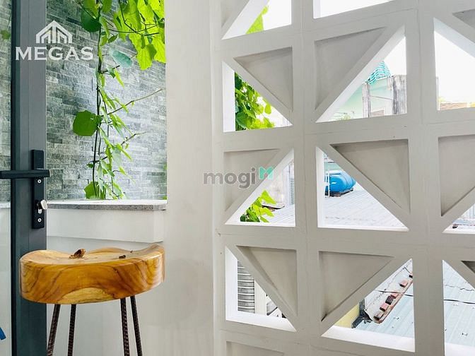 Hình ảnh ChoThuêCănHộTạiQ1_Bancol_AStot_30m2_FullNT_AnNinh_YênTĩnh_GầnChợ_HầmXe