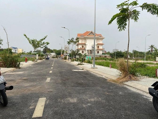 Hình ảnh Có 5 lô ưu đãi ở đ.Vườn Lài,Quận 12- 80m²/2tỷ. SHR