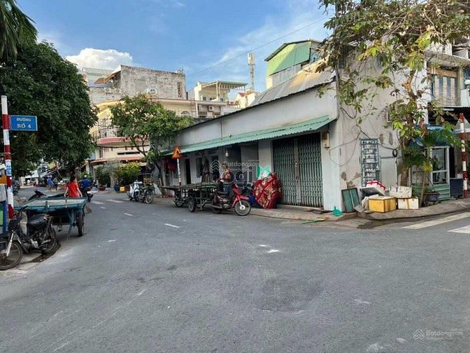 Hình ảnh Lô đất siêu hiếm nằm ngay đường Lý Phục Man,Quận7. 75m²/2tỷ2. SHR